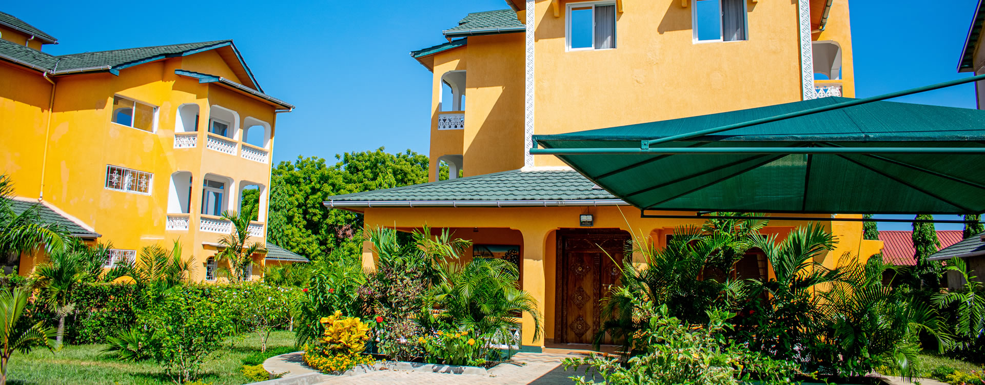 Golden duranta Villas diani beach villa 4